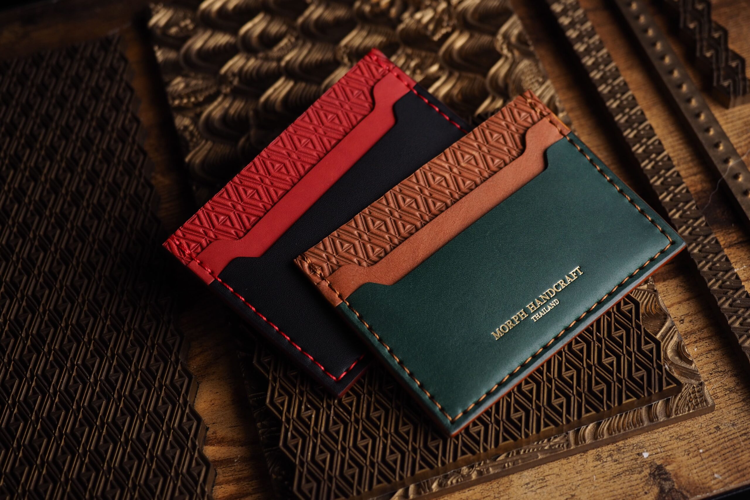 4 Card Slots - Image 13