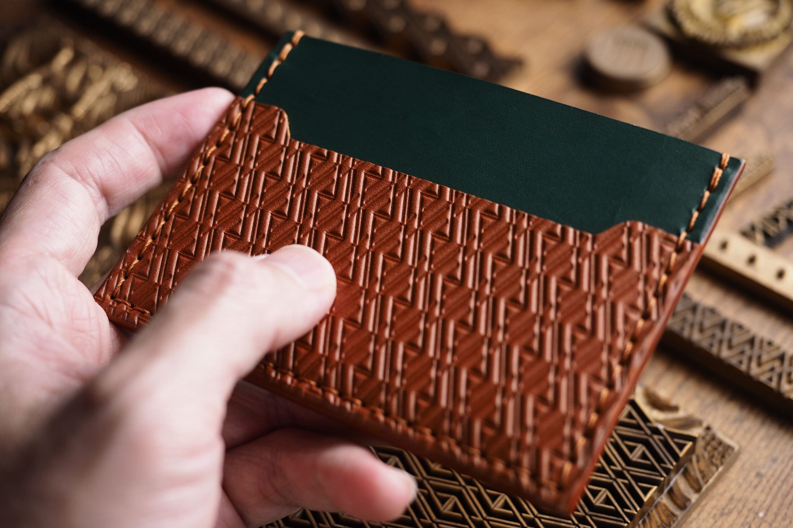 4 Card Slots - Image 6